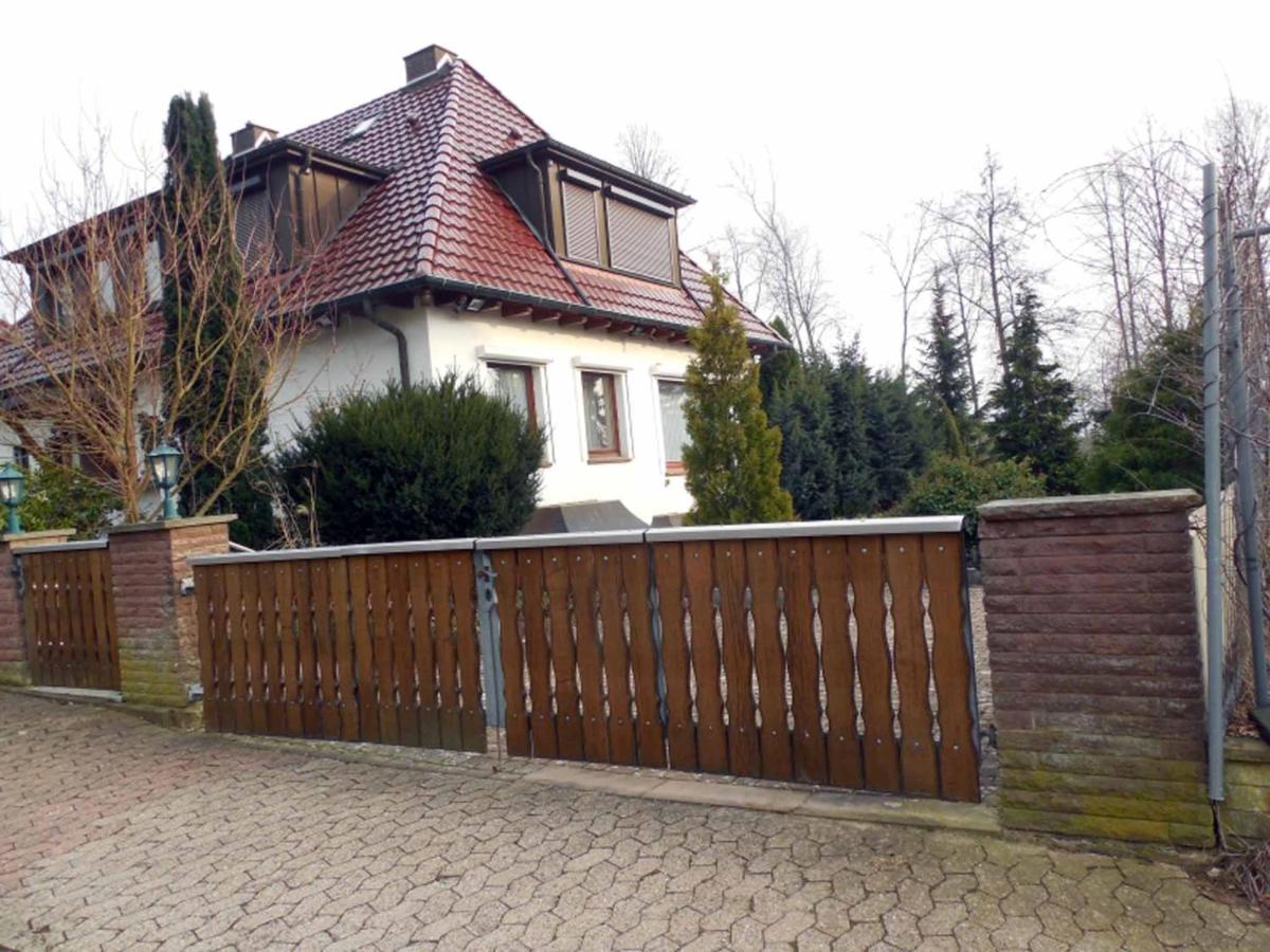 Ferienwohnungen Am Hufelandbad Bad Pyrmont Esterno foto