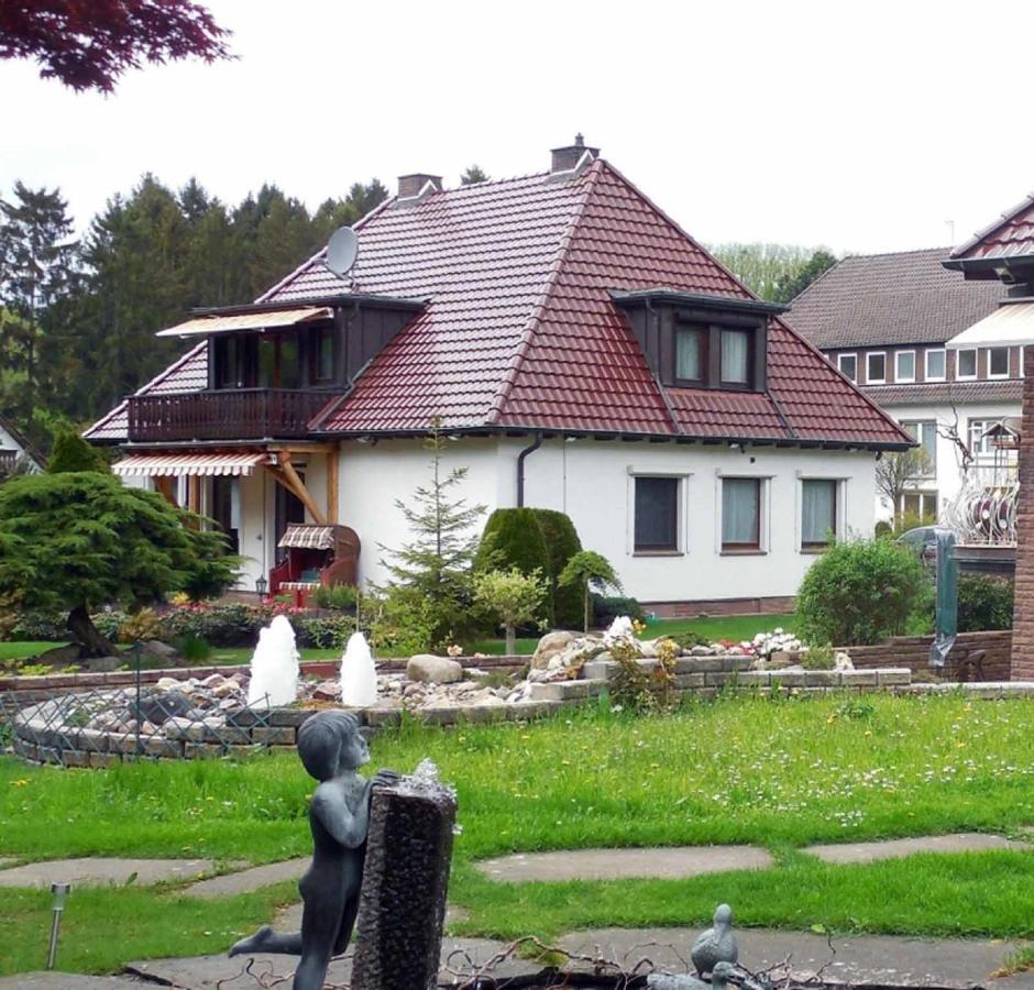 Ferienwohnungen Am Hufelandbad Bad Pyrmont Esterno foto